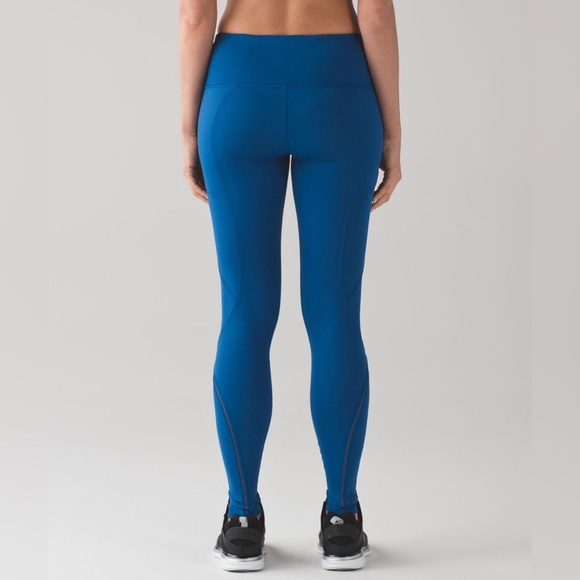 LULULEMON luxtreme leggings Cadence Crusher Tight Dark Royal size 6 EUC - Picture 4 of 14